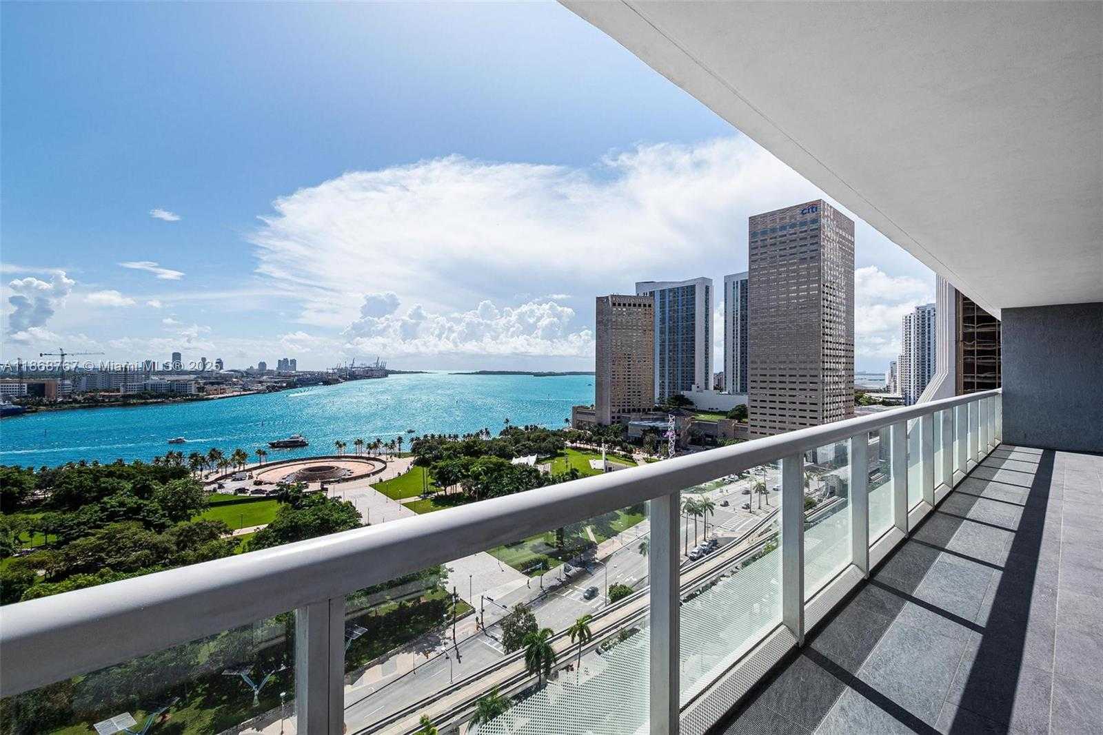 Small Image of 50 BISCAYNE BLVD #1706, Miami Number 38