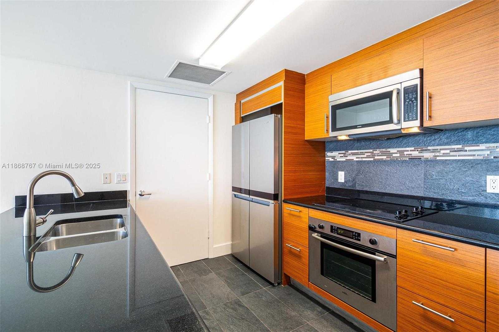 Small Image of 50 BISCAYNE BLVD #1706, Miami Number 42