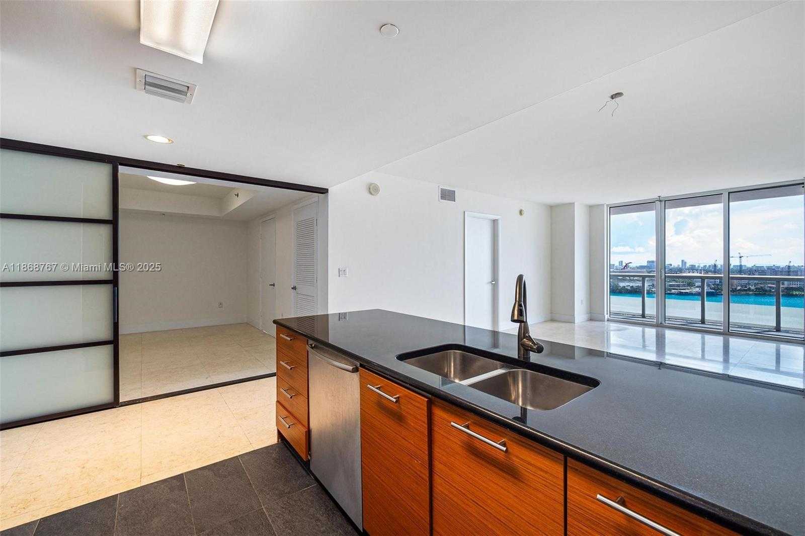 Small Image of 50 BISCAYNE BLVD #1706, Miami Number 8