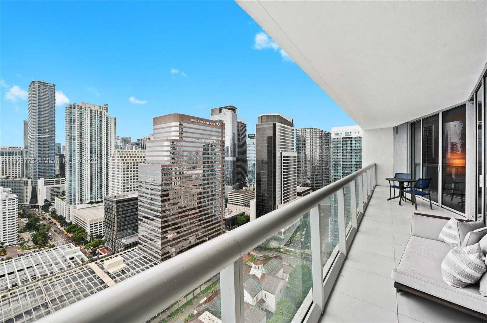 Small Image of 495 BRICKELL AVE #3301, Miami Number 2