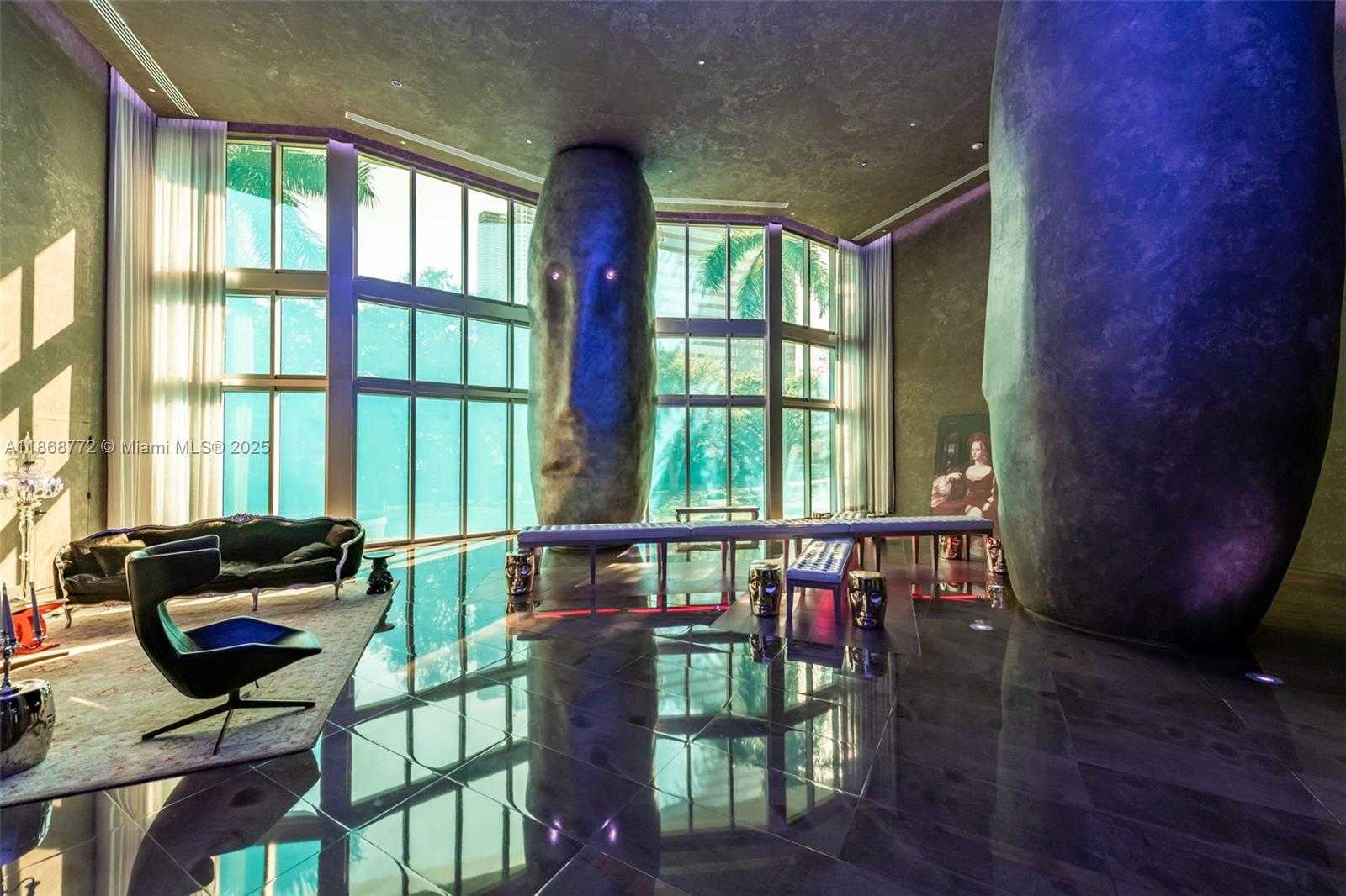 Small Image of 495 BRICKELL AVE #3301, Miami Number 25