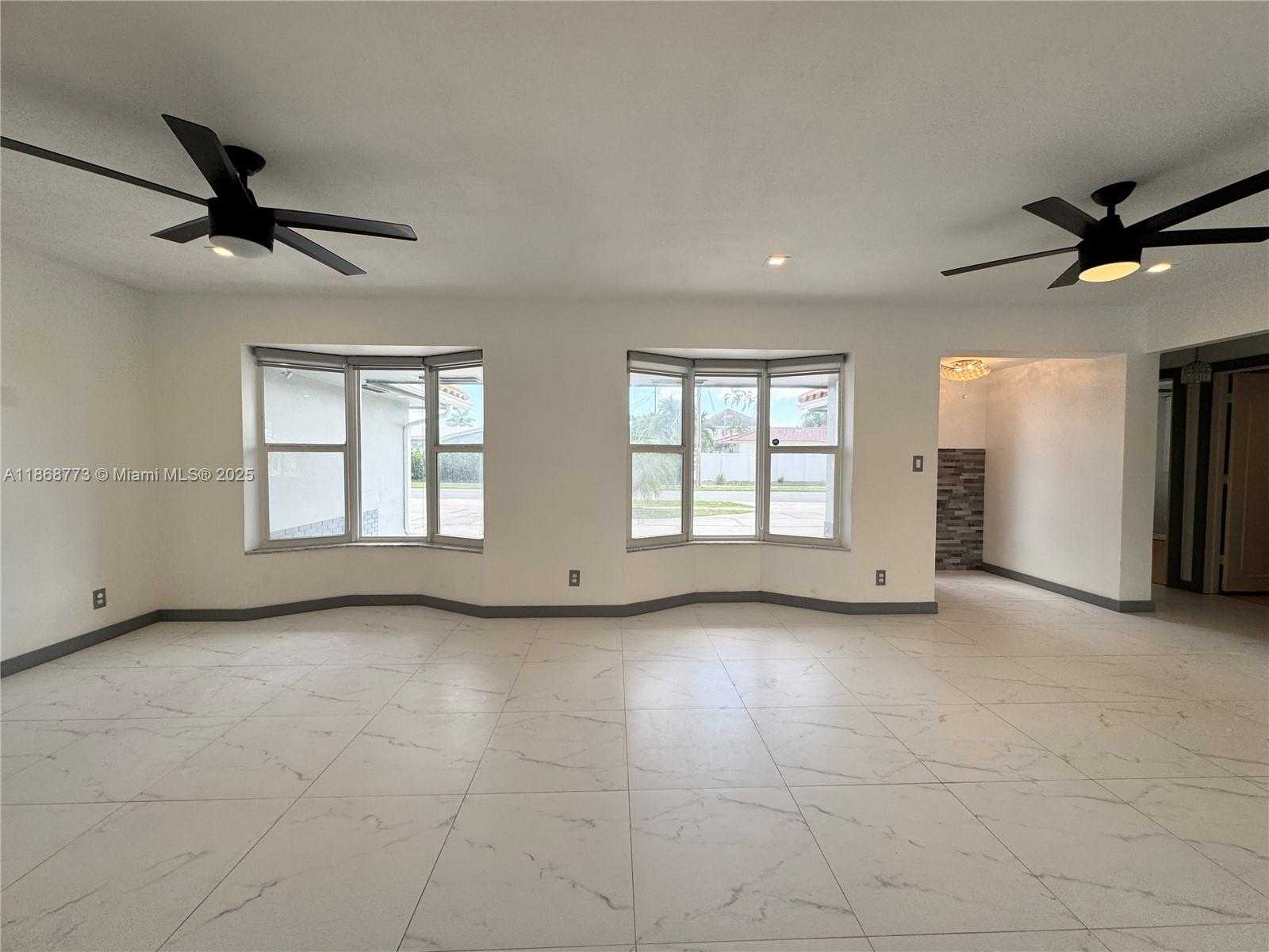 Small Image of 6311 NORTH EAST 20TH WAY #., Fort Lauderdale Number 13
