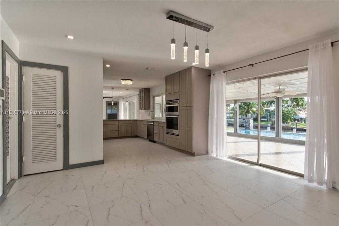 Small Image of 6311 NORTH EAST 20TH WAY #., Fort Lauderdale Number 19