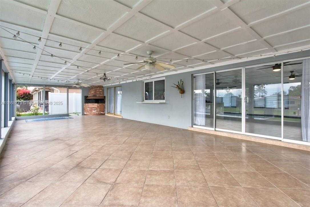 Small Image of 6311 NORTH EAST 20TH WAY #., Fort Lauderdale Number 36