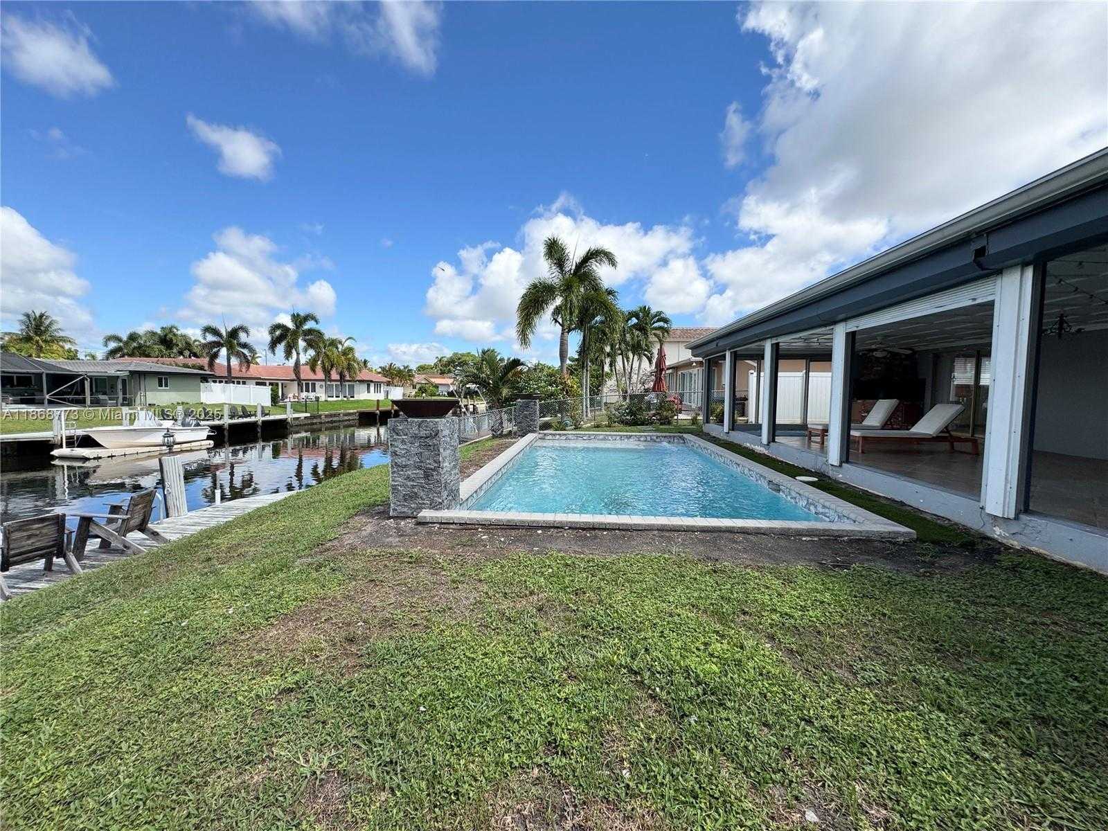 Small Image of 6311 NORTH EAST 20TH WAY #., Fort Lauderdale Number 43