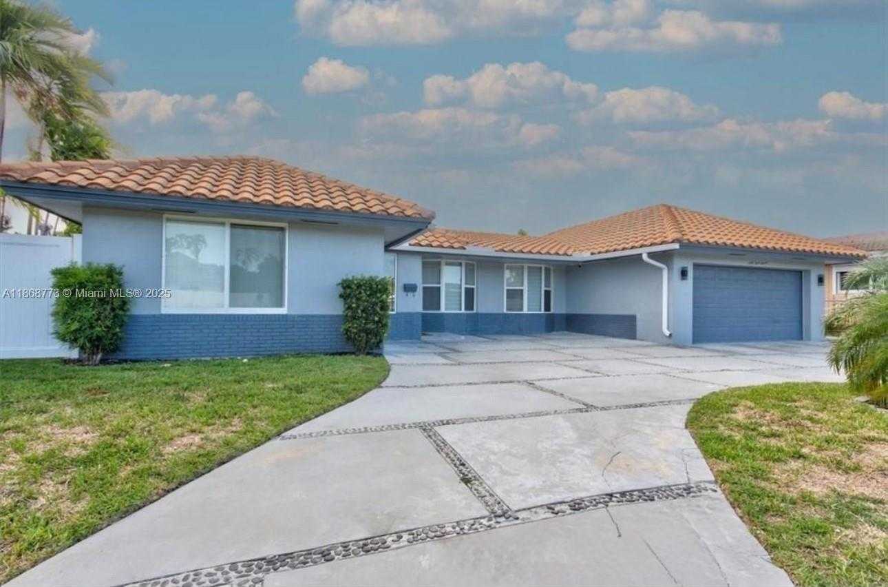 Small Image of 6311 NORTH EAST 20TH WAY #., Fort Lauderdale Number 5