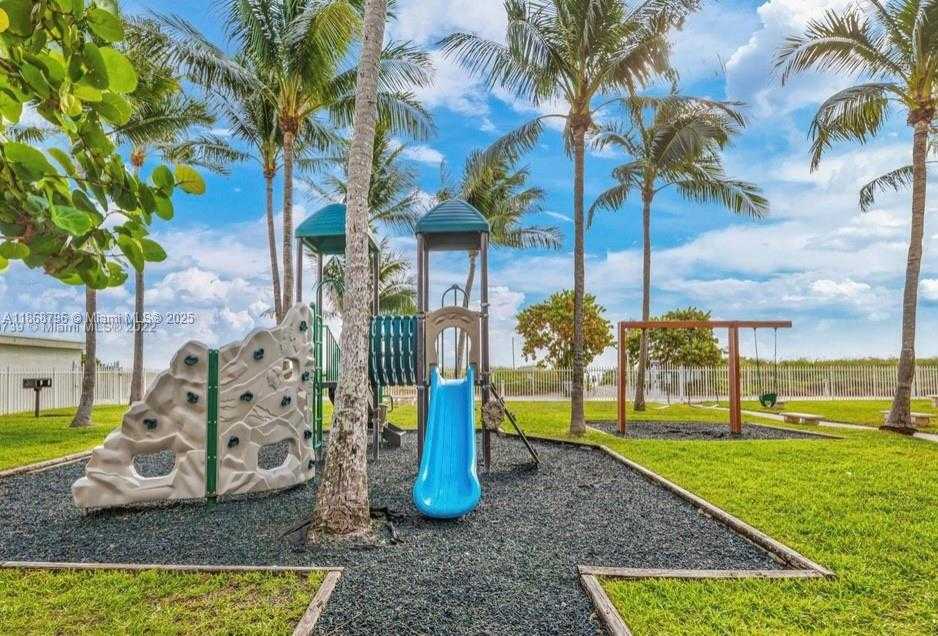 Small Image of 6301 COLLINS AVE #1606, Miami Beach Number 19