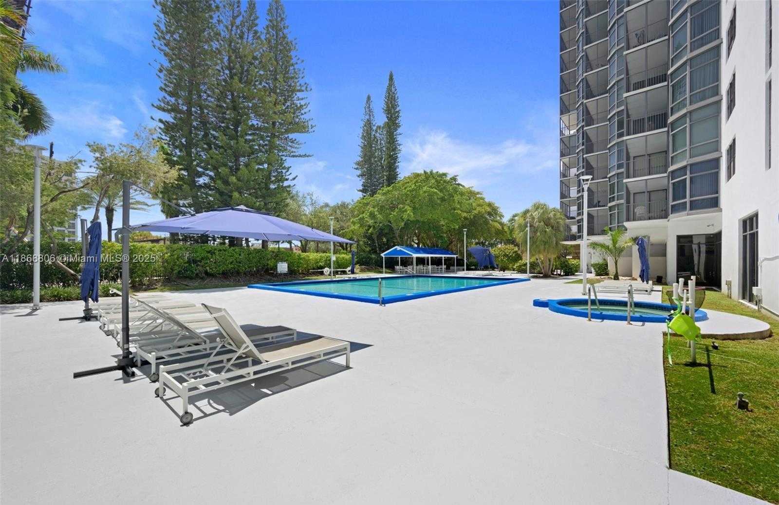 Small Image of 20100 WEST COUNTRY CLUB DR #1703, Aventura Number 23