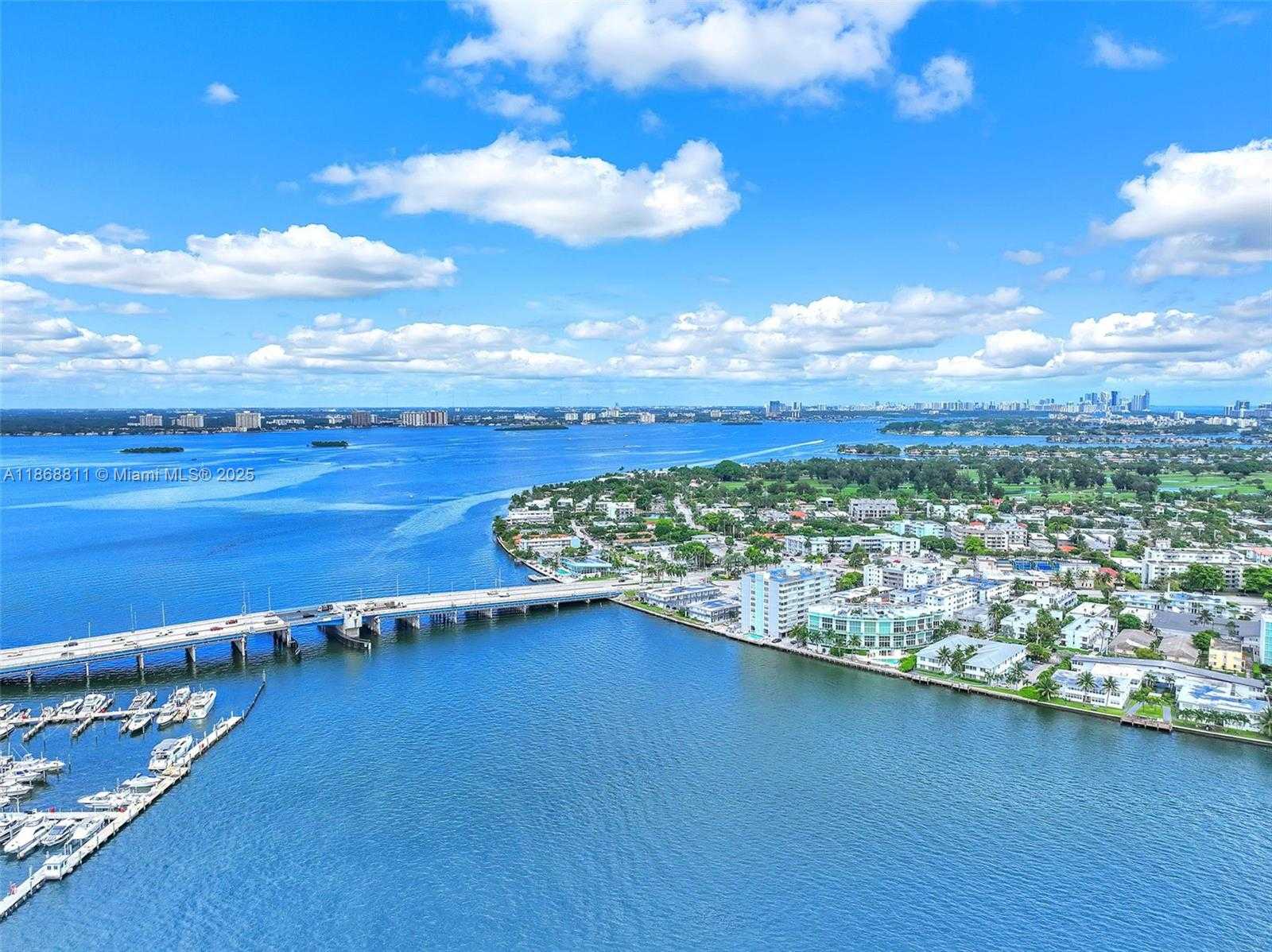 Small Image of 2000 BAY DR #204, Miami Beach Number 40