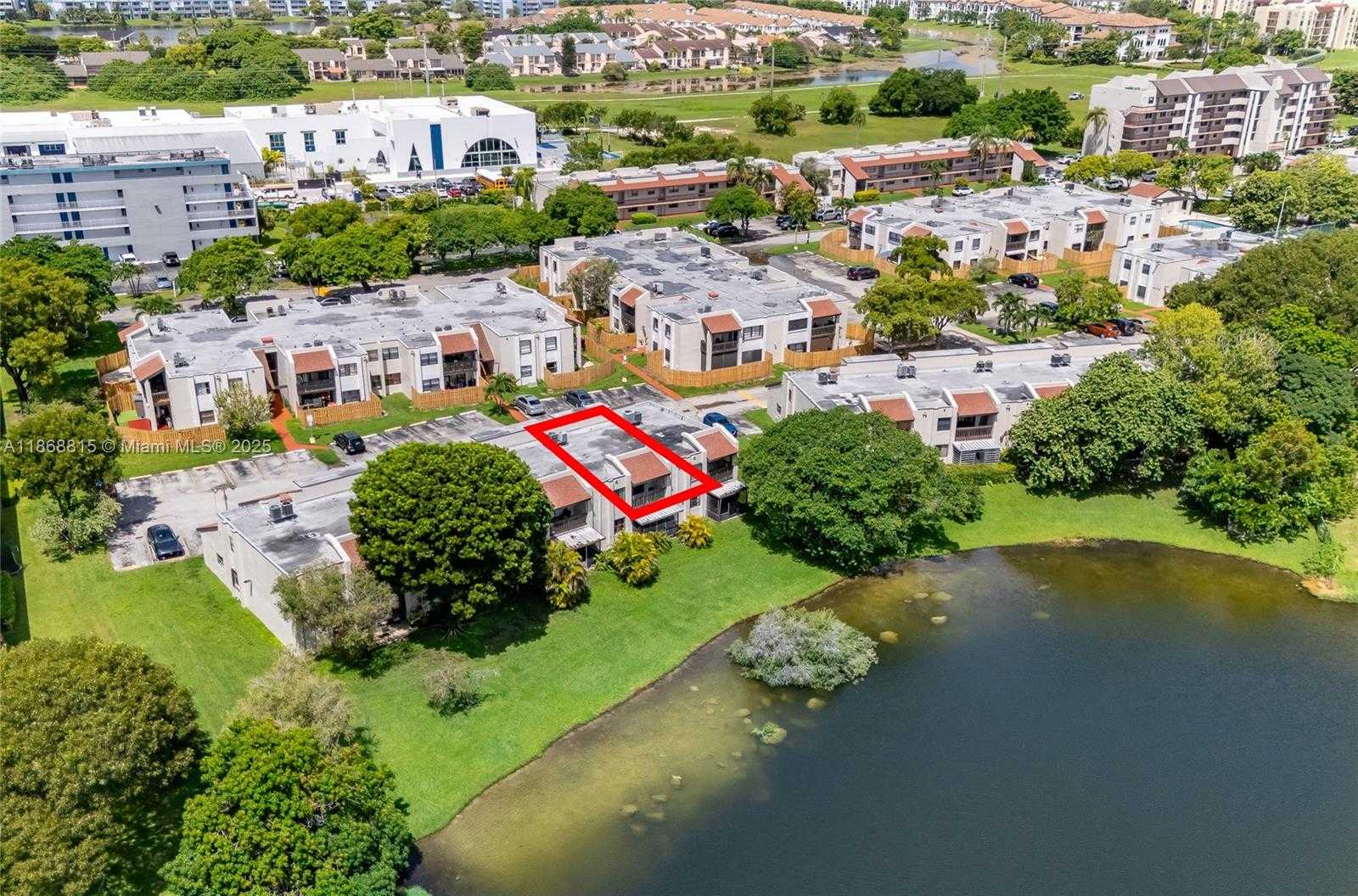 Small Image of 8875 FONTAINEBLEAU BLVD #204, Miami Number 16
