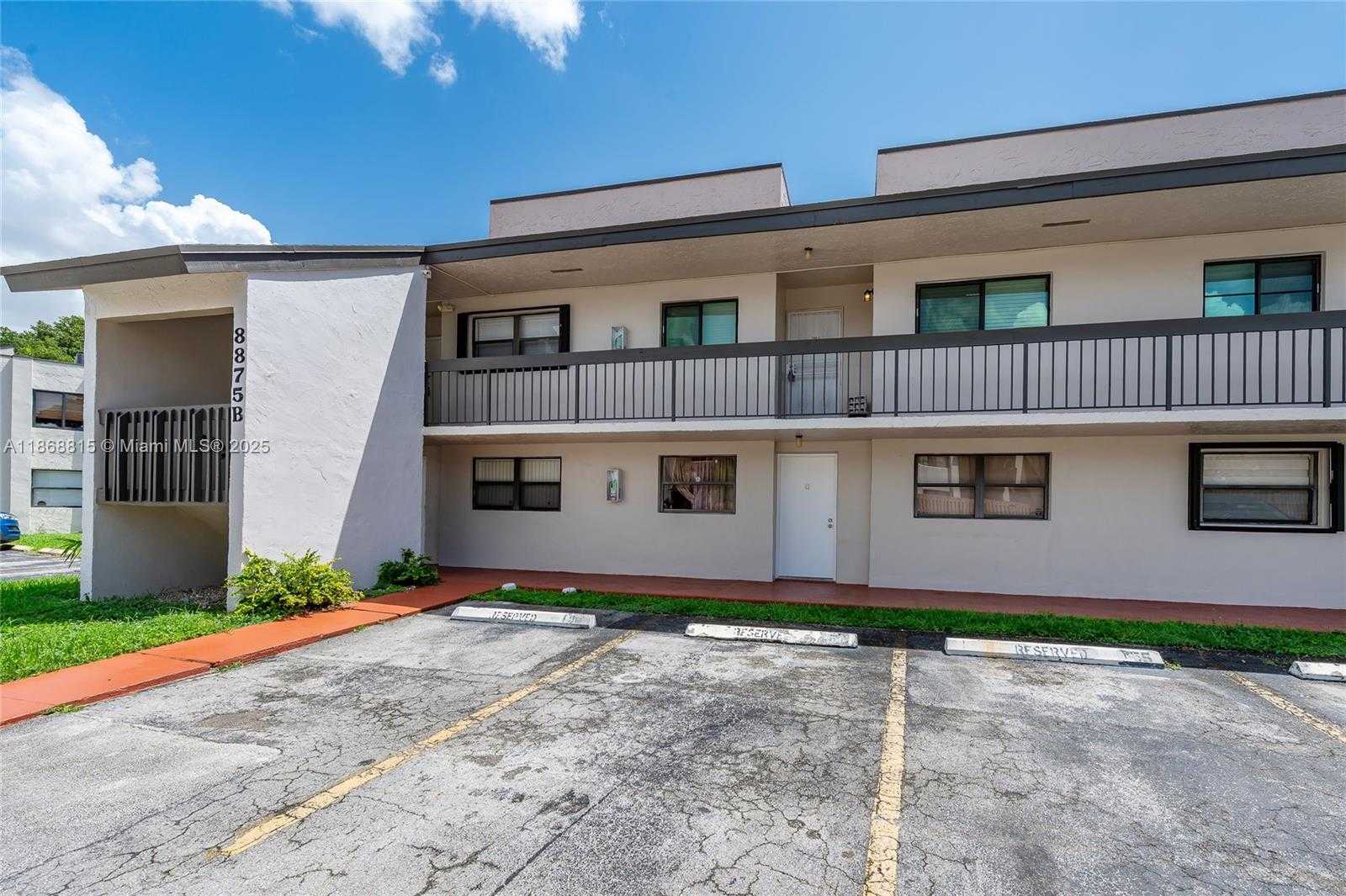 Small Image of 8875 FONTAINEBLEAU BLVD #204, Miami Number 26