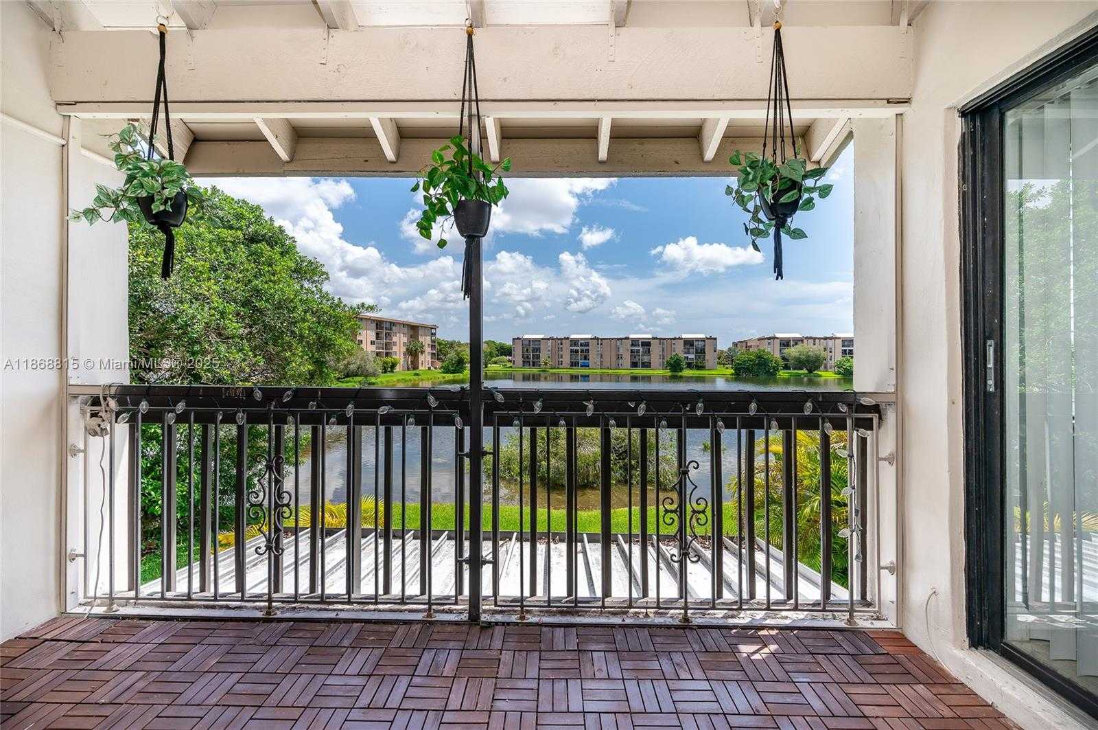 Small Image of 8875 FONTAINEBLEAU BLVD #204, Miami Number 28