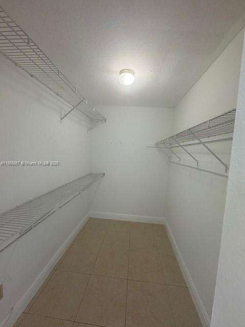 Small Image of 9351 FONTAINEBLEAU BLVD #B410, Miami Number 24
