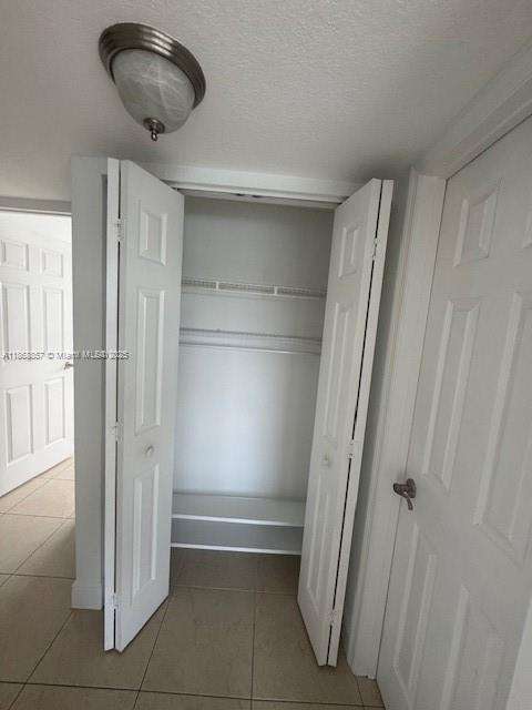Small Image of 9351 FONTAINEBLEAU BLVD #B410, Miami Number 25