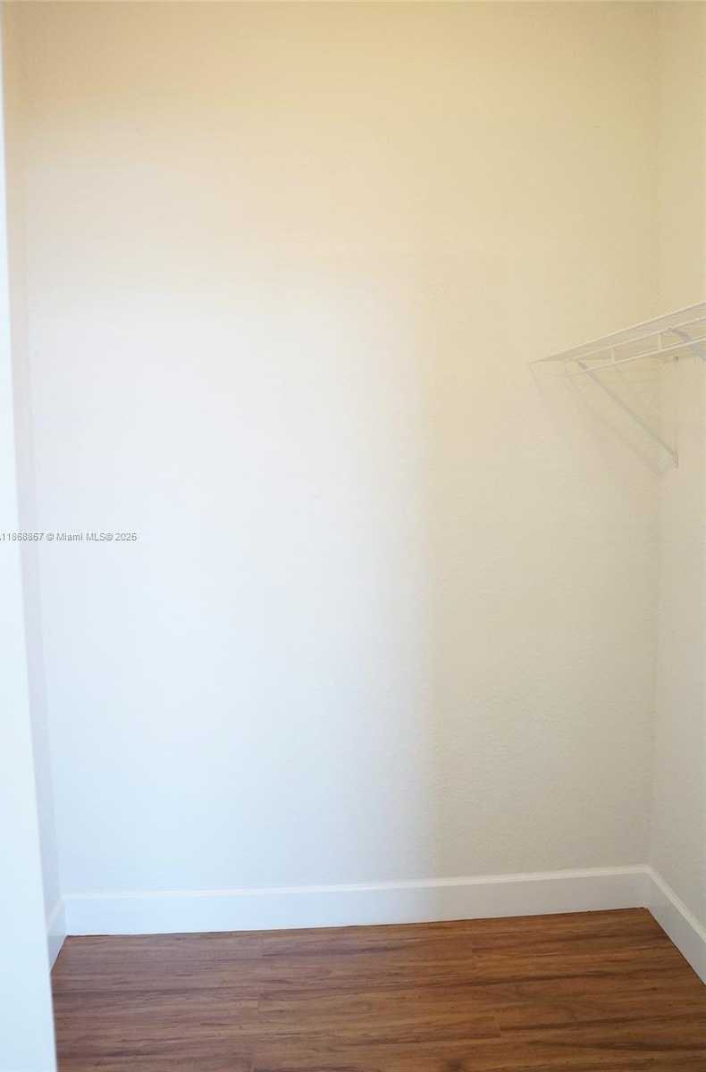 Small Image of 401 69TH ST #1605, Miami Beach Number 21