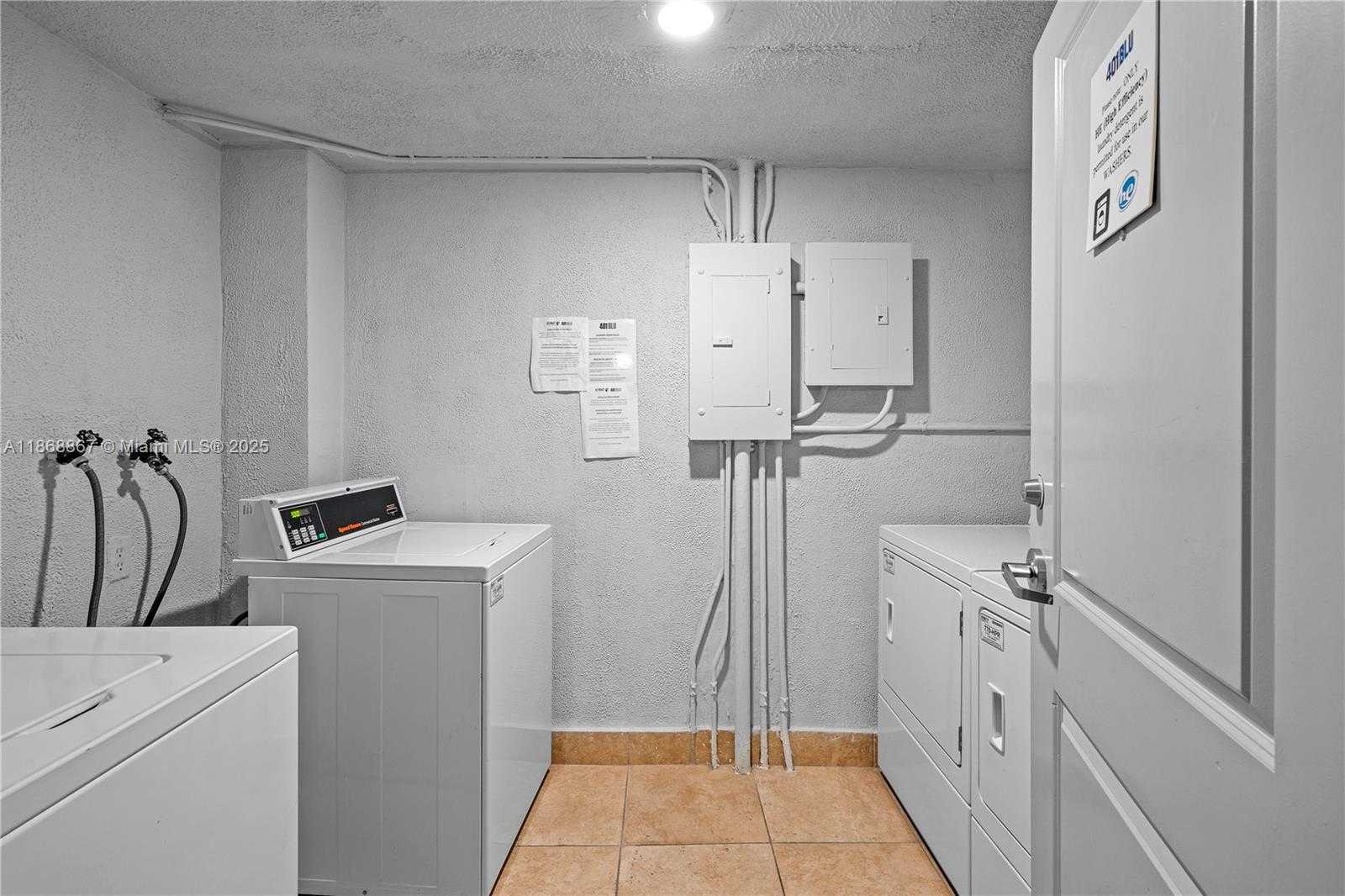 Small Image of 401 69TH ST #1605, Miami Beach Number 9