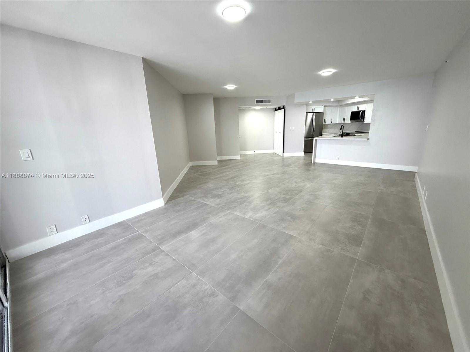 Small Image of 6767 COLLINS AVE #1501, Miami Beach Number 12