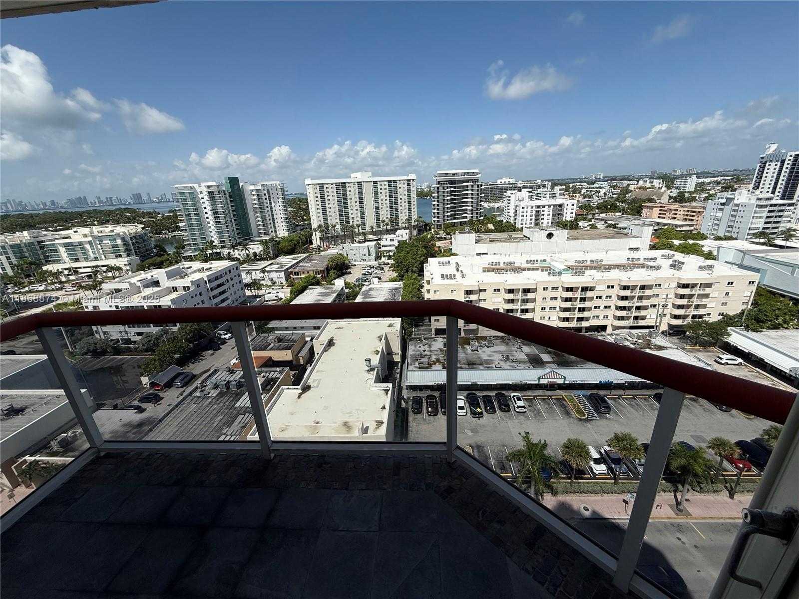 Small Image of 6767 COLLINS AVE #1501, Miami Beach Number 25