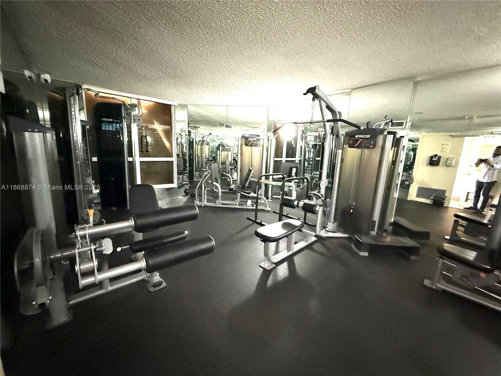 Small Image of 6767 COLLINS AVE #1501, Miami Beach Number 27