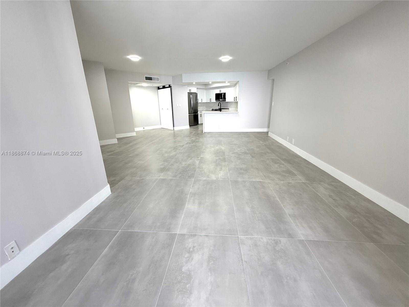 Small Image of 6767 COLLINS AVE #1501, Miami Beach Number 6