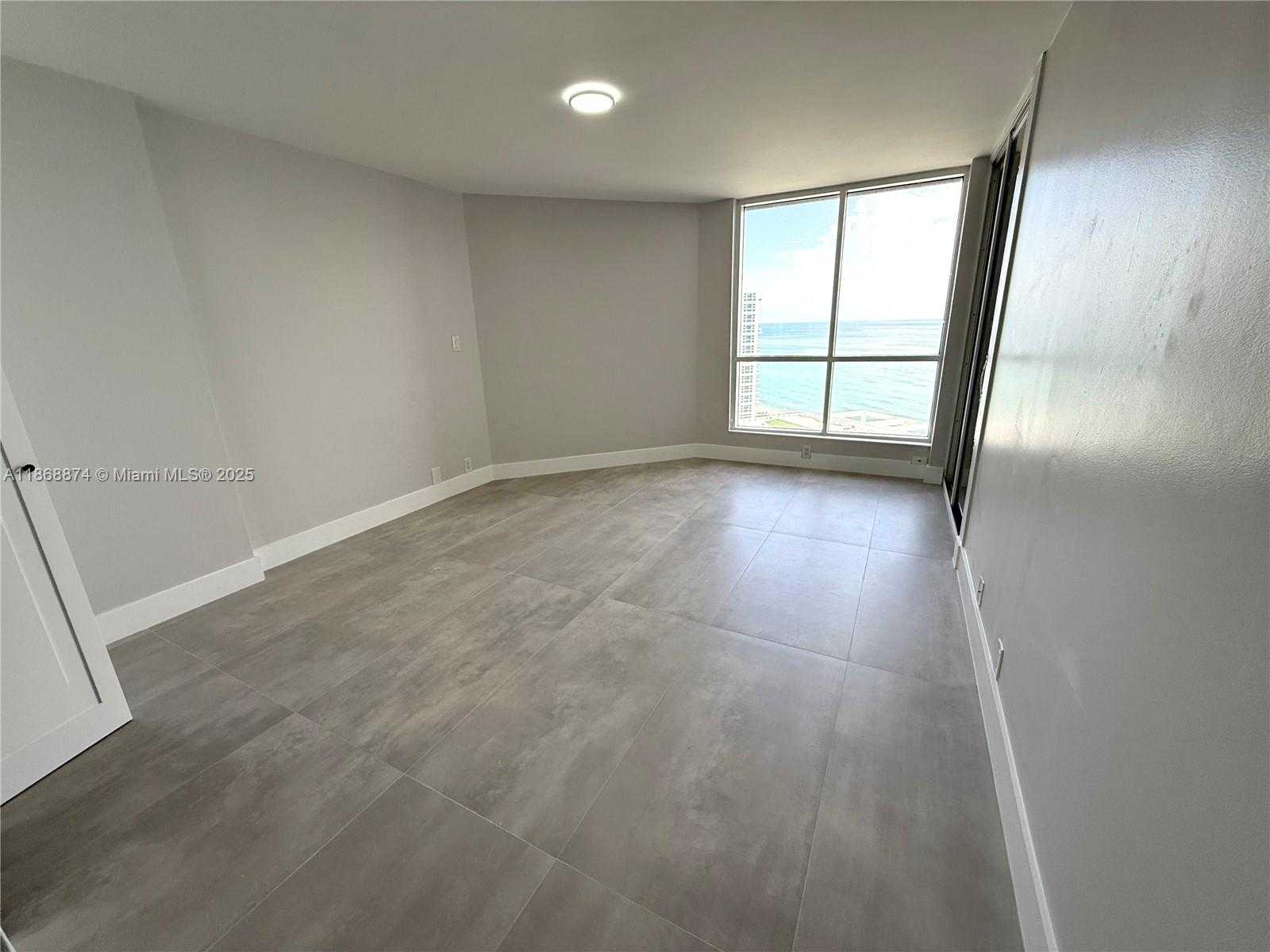 Small Image of 6767 COLLINS AVE #1501, Miami Beach Number 7