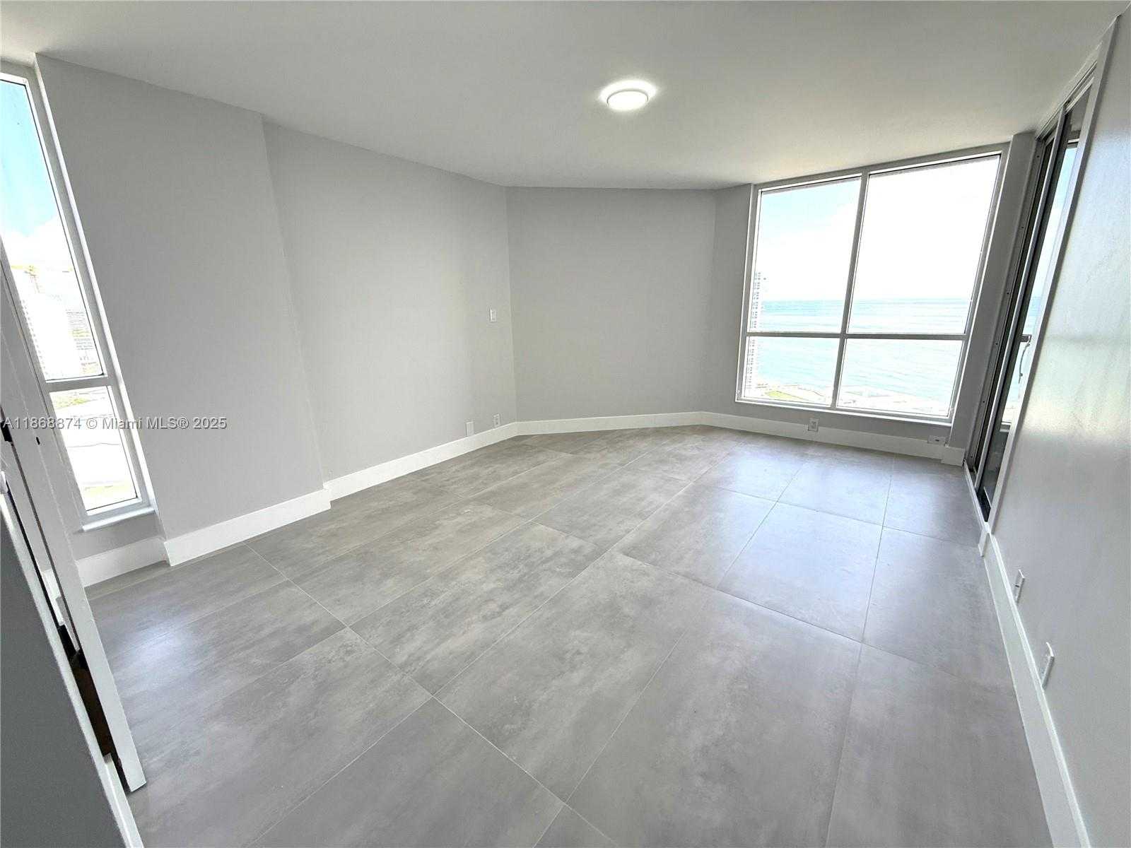 Small Image of 6767 COLLINS AVE #1501, Miami Beach Number 9