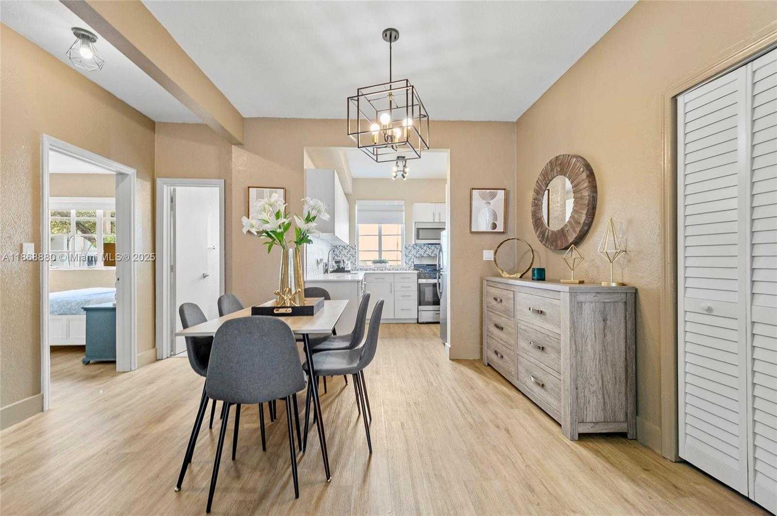 Small Image of 301 86TH ST #311-2, Miami Beach Number 6