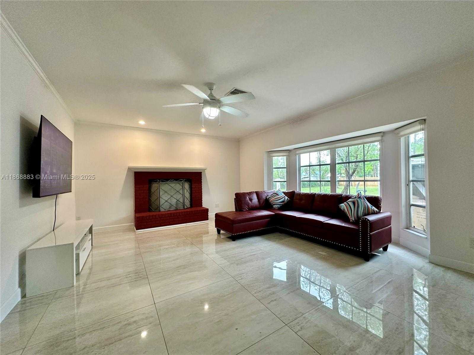 Small Image of 3440 19TH AVE SW, Naples Number 3