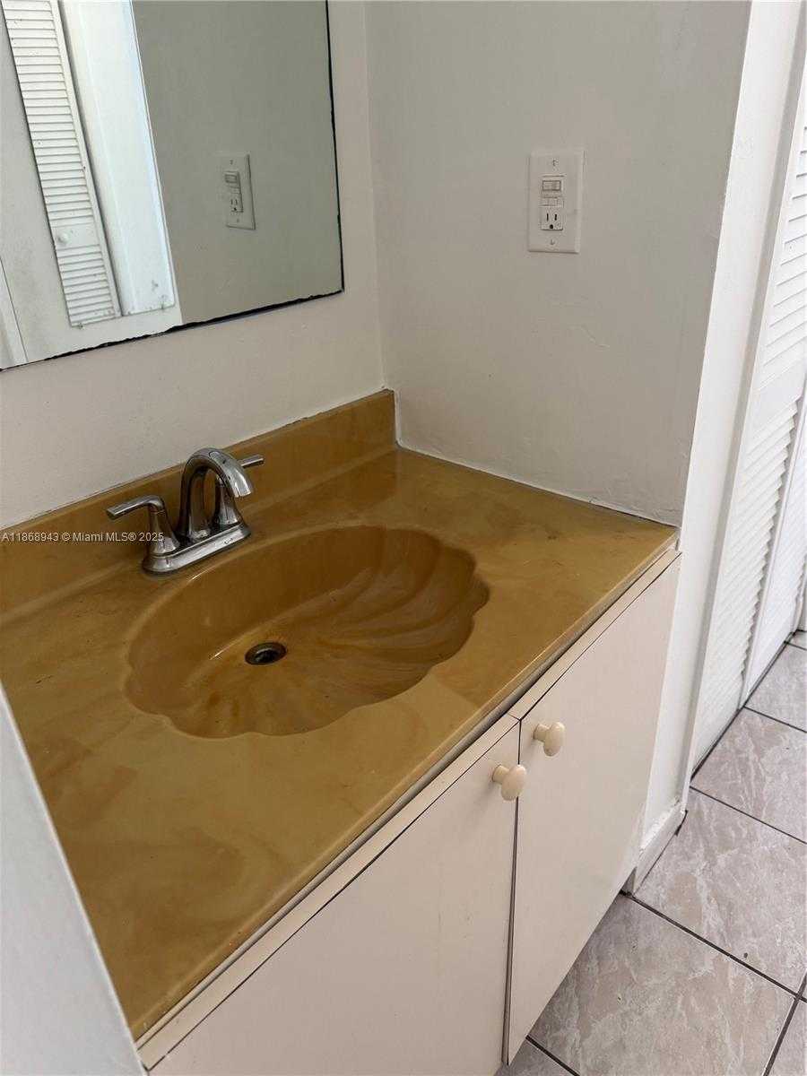 Small Image of 8405 NORTH WEST 8TH ST #310, Miami Number 14