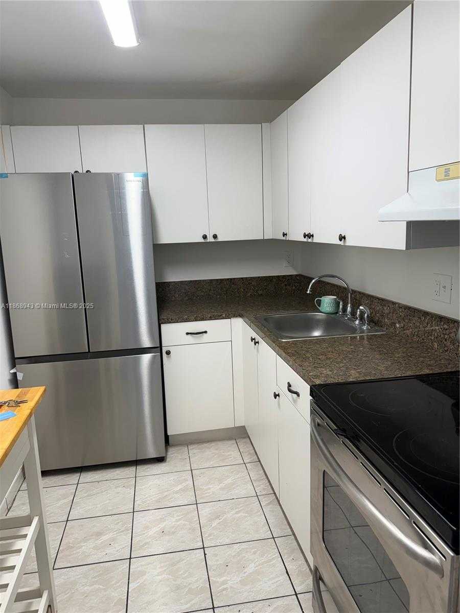 Small Image of 8405 NORTH WEST 8TH ST #310, Miami Number 7