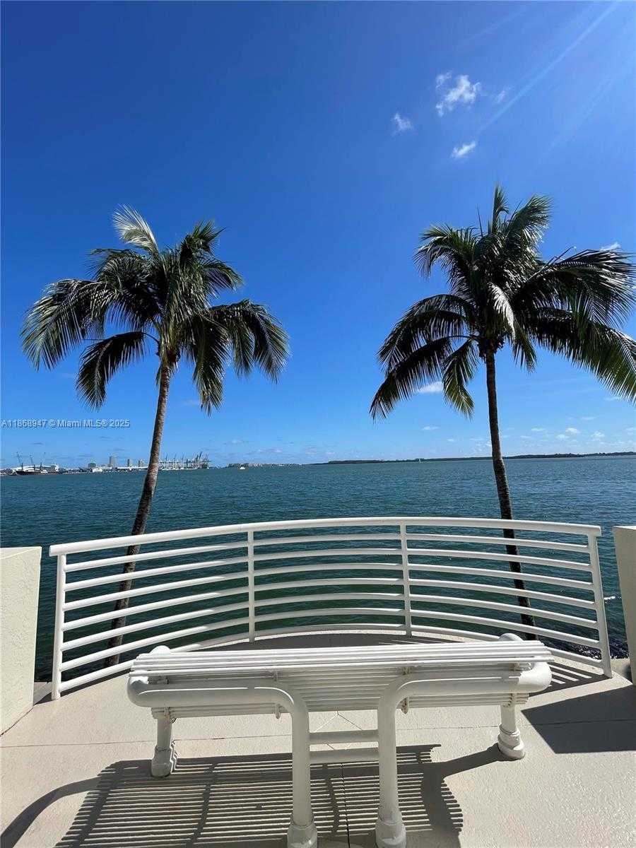 Small Image of 800 CLAUGHTON ISLAND DR #1701, Miami Number 16