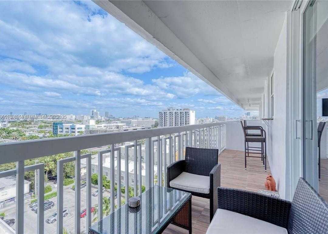 Small Image of 401 OCEAN DR #1103, Miami Beach Number 4