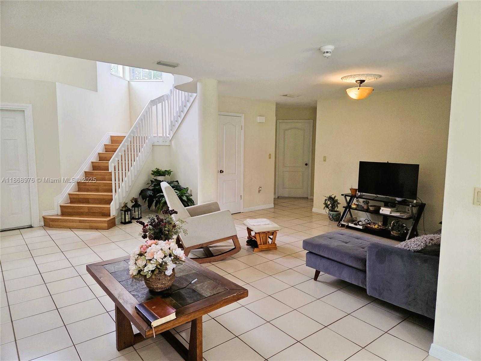 Small Image of 15591 SOUTH WEST 45TH TER, Miami Number 13