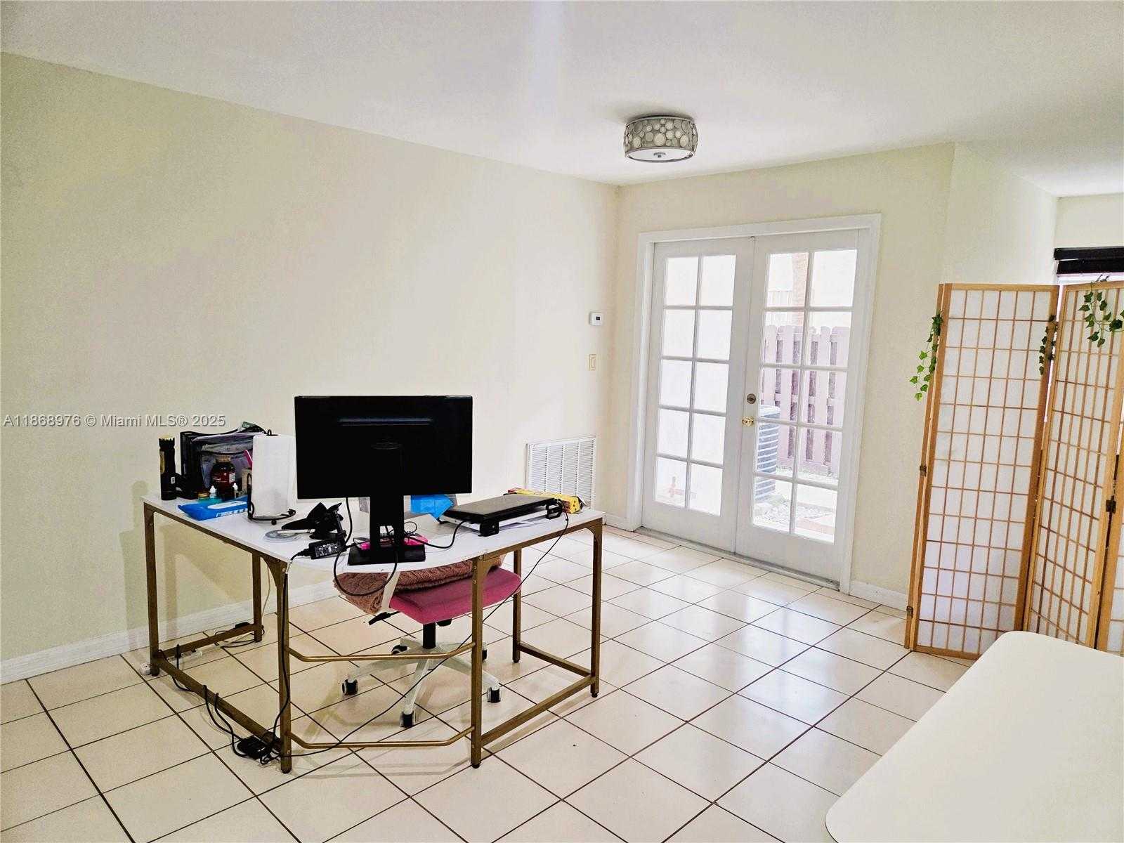 Small Image of 15591 SOUTH WEST 45TH TER, Miami Number 23