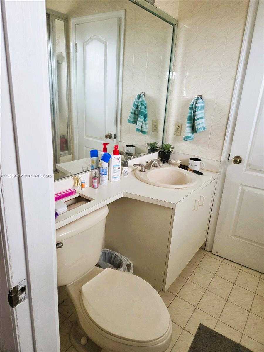Small Image of 15591 SOUTH WEST 45TH TER, Miami Number 30