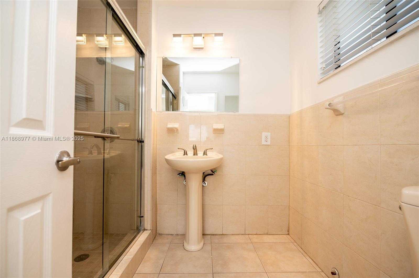 Small Image of 2340 SOUTH WEST 16TH ST, Miami Number 17