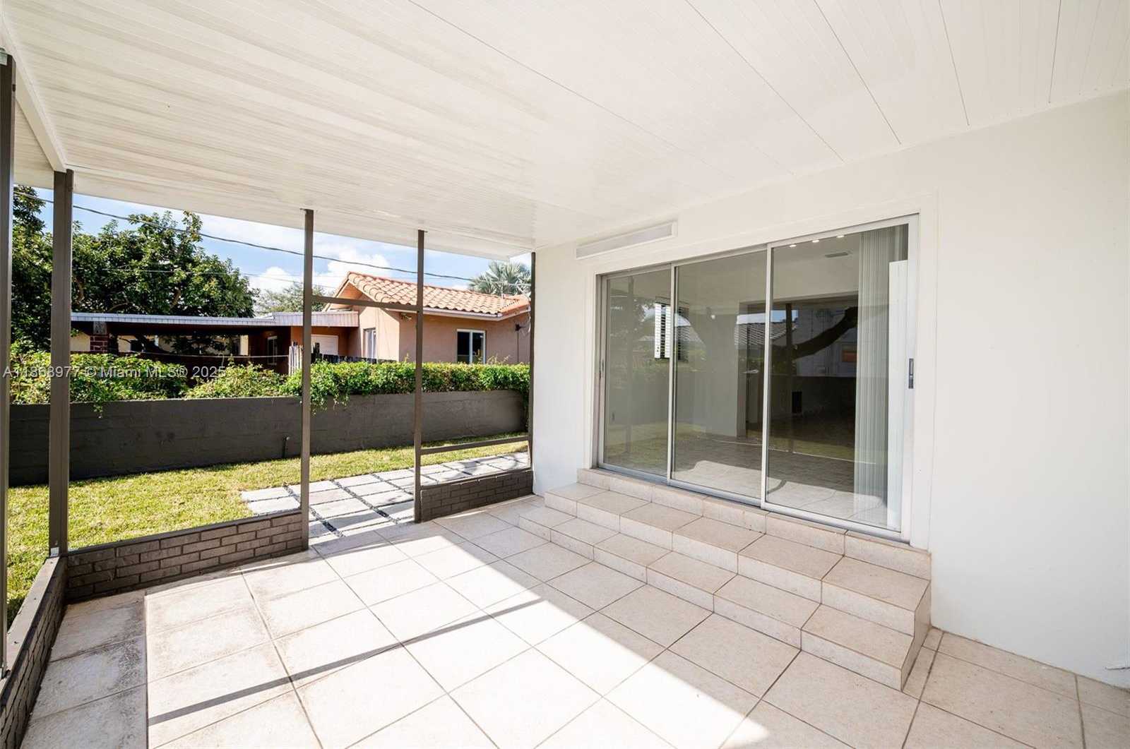 Small Image of 2340 SOUTH WEST 16TH ST, Miami Number 29