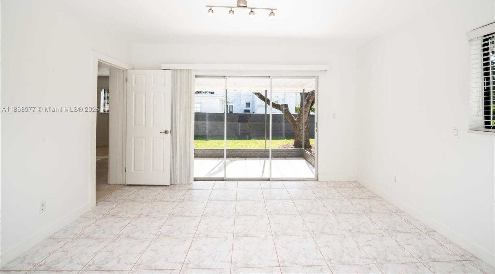 Small Image of 2340 SOUTH WEST 16TH ST, Miami Number 6