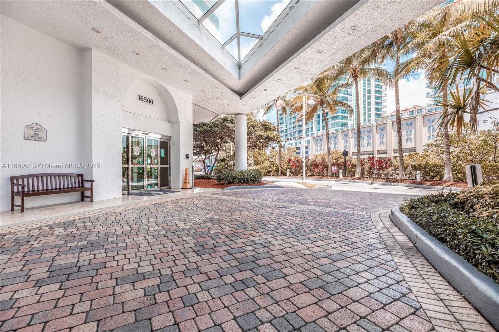 Small Image of 16500 COLLINS AVE #655, Sunny Isles Beach Number 2