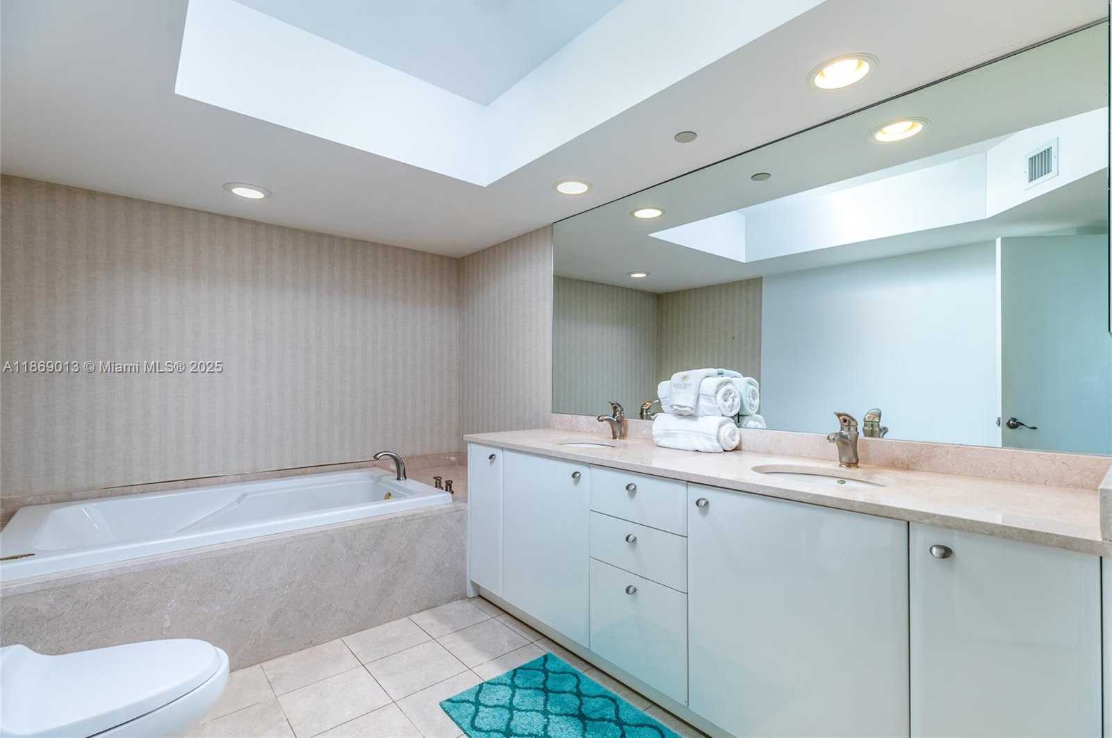 Small Image of 16500 COLLINS AVE #655, Sunny Isles Beach Number 29