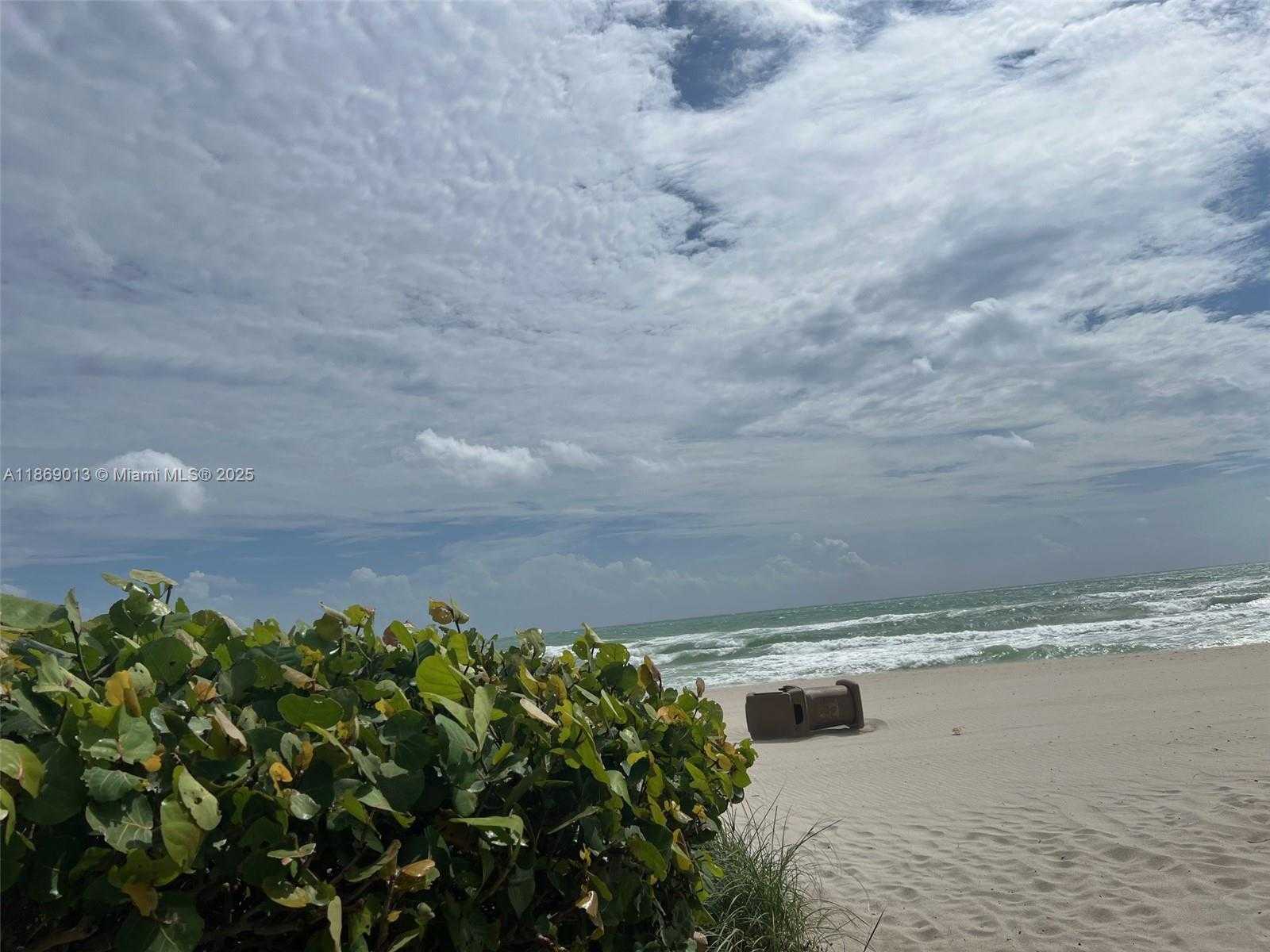 Small Image of 16500 COLLINS AVE #655, Sunny Isles Beach Number 48