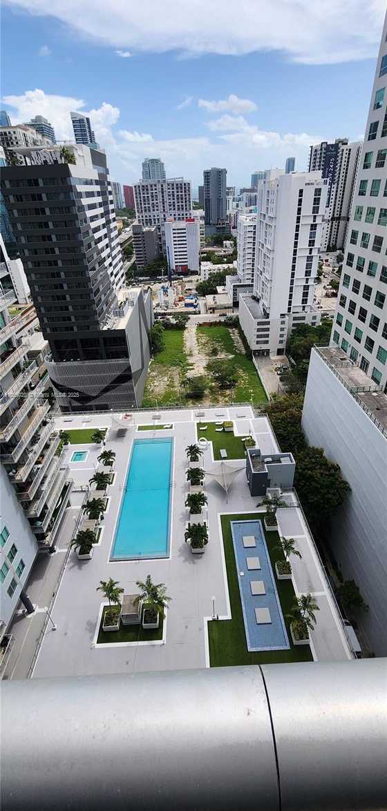 Small Image of 690 SOUTH WEST 1ST CT #2315, Miami Number 15