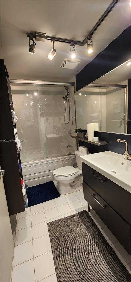 Small Image of 690 SOUTH WEST 1ST CT #2315, Miami Number 5