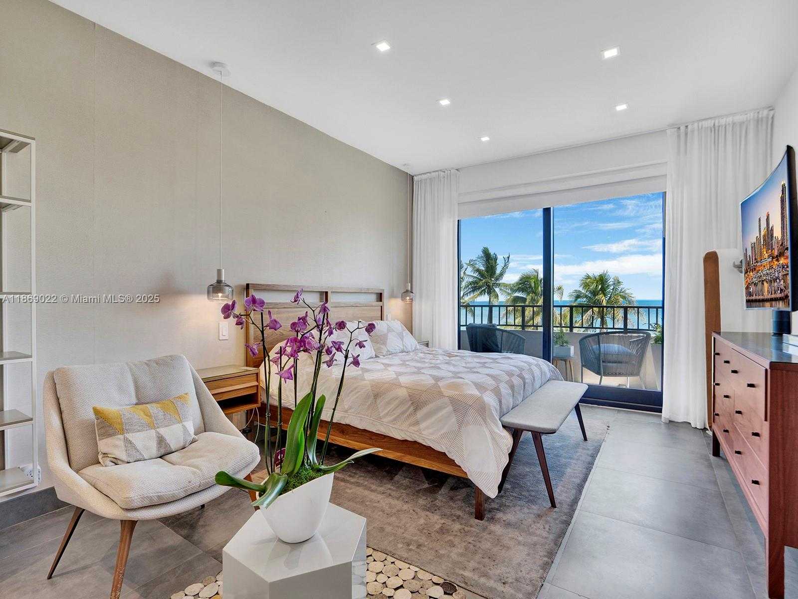 Small Image of 201 CRANDON BLVD #176, Key Biscayne Number 17