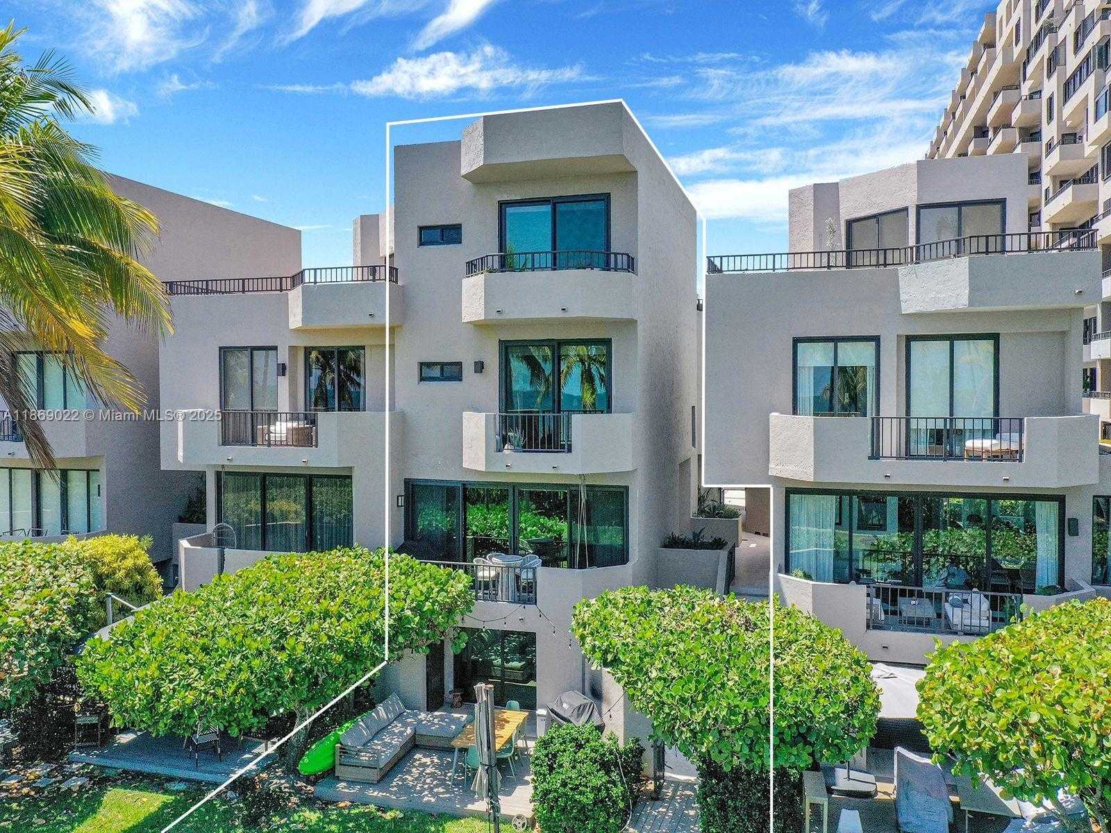 Small Image of 201 CRANDON BLVD #176, Key Biscayne Number 3