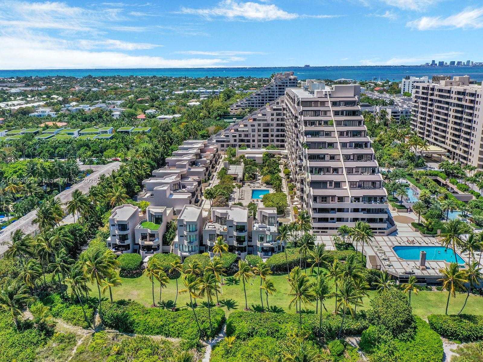 Small Image of 201 CRANDON BLVD #176, Key Biscayne Number 39