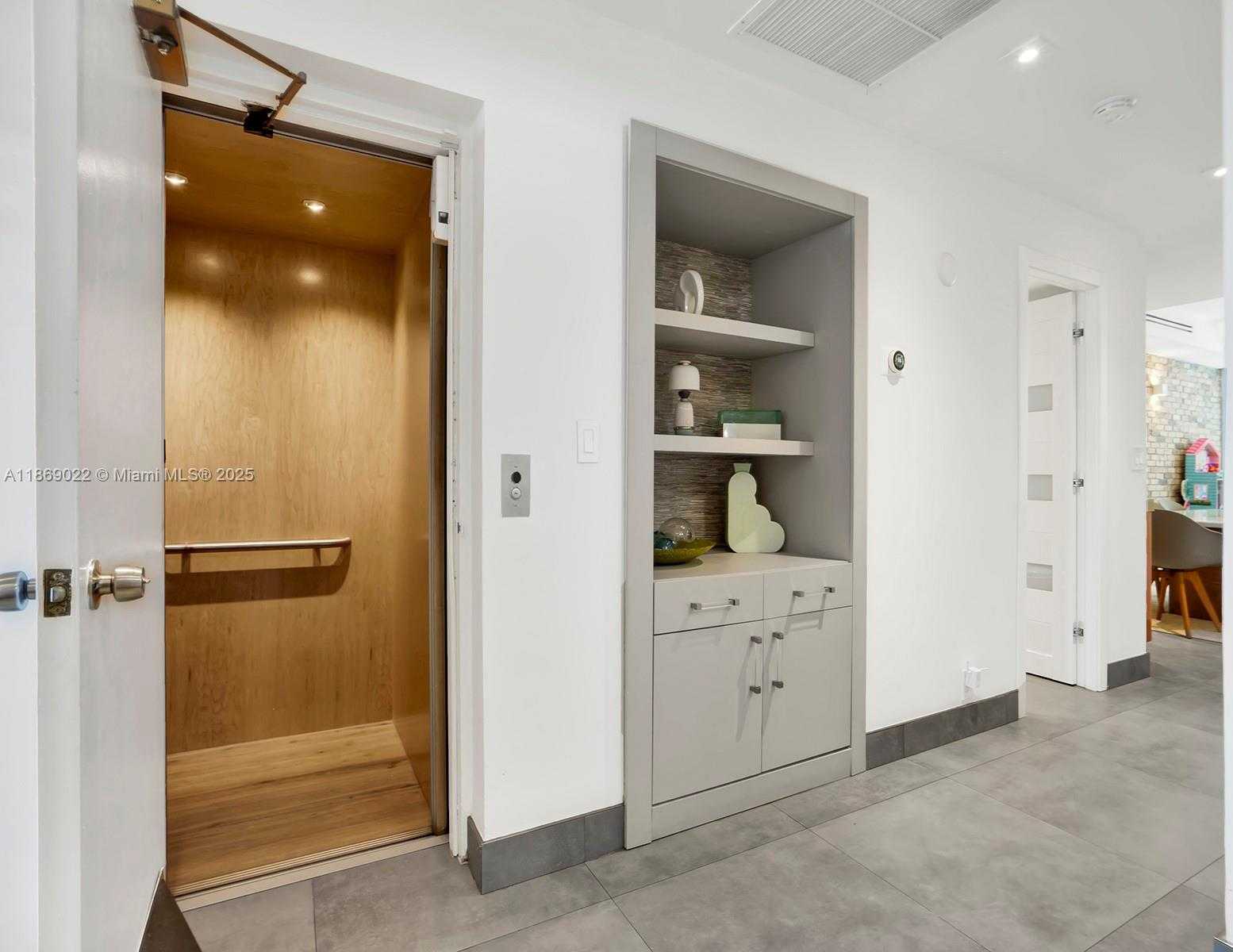 Small Image of 201 CRANDON BLVD #176, Key Biscayne Number 51
