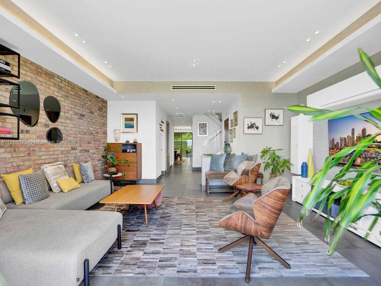 Small Image of 201 CRANDON BLVD #176, Key Biscayne Number 8