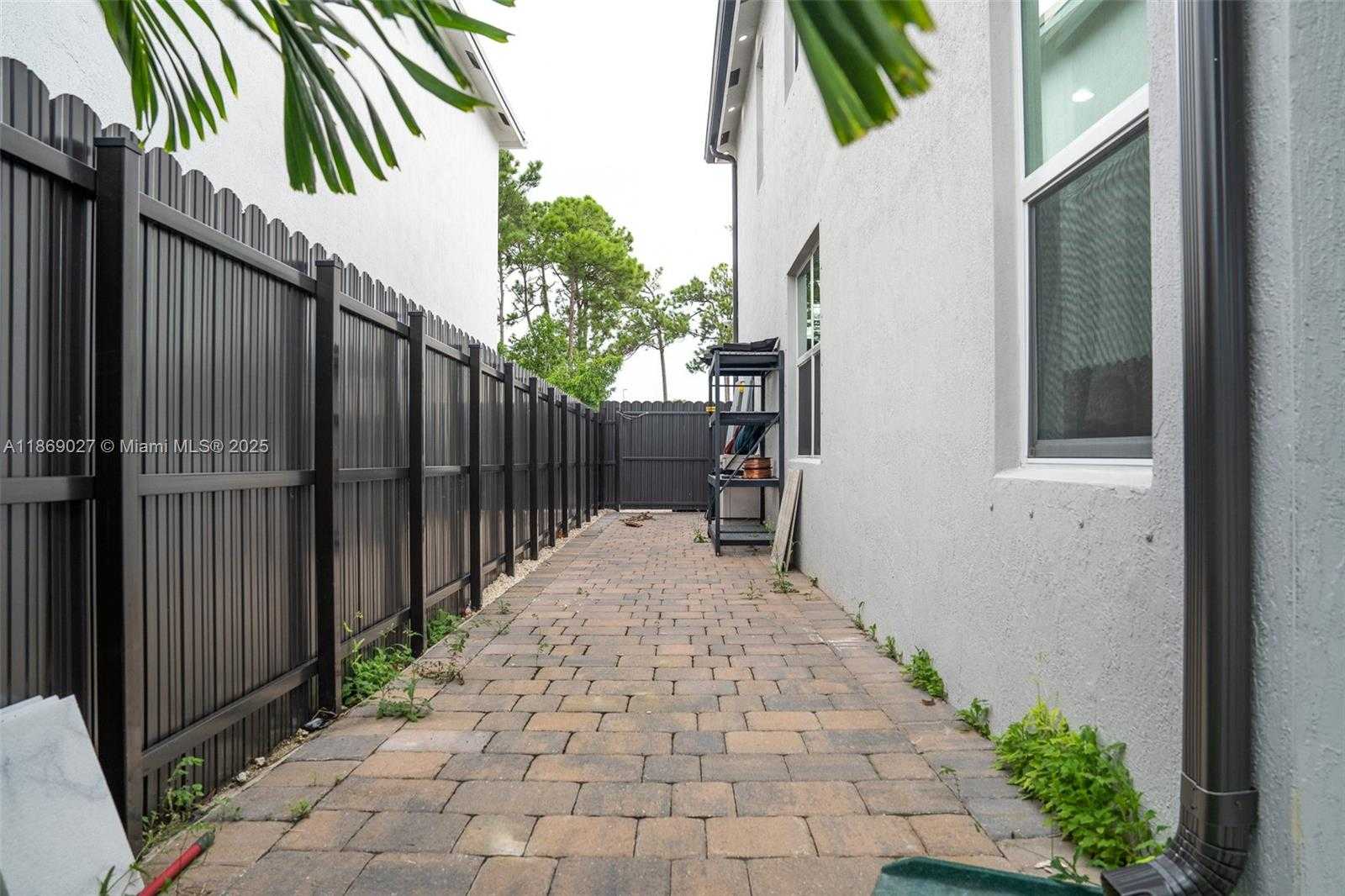 Small Image of 12972 SOUTH WEST 265TH TER, Homestead Number 31