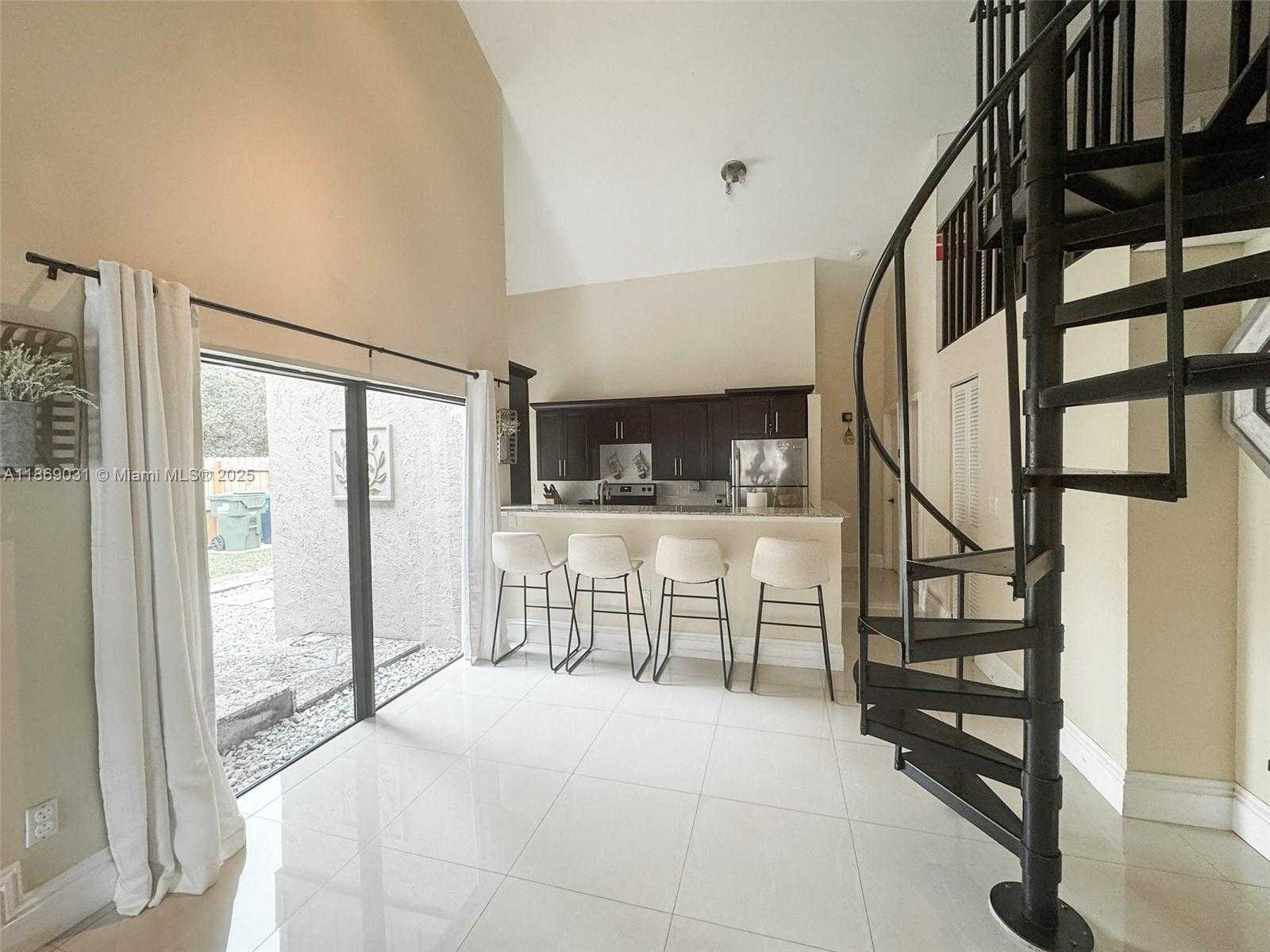 Small Image of 9635 SOUTH WEST 74TH ST, Miami Number 10